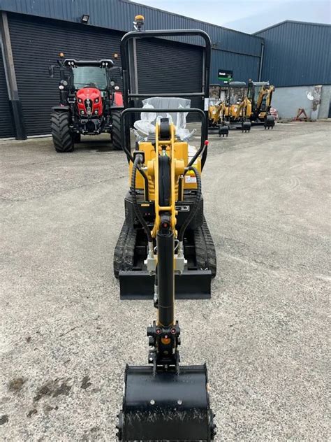 donedeal mini digger|1 tonne mini digger.